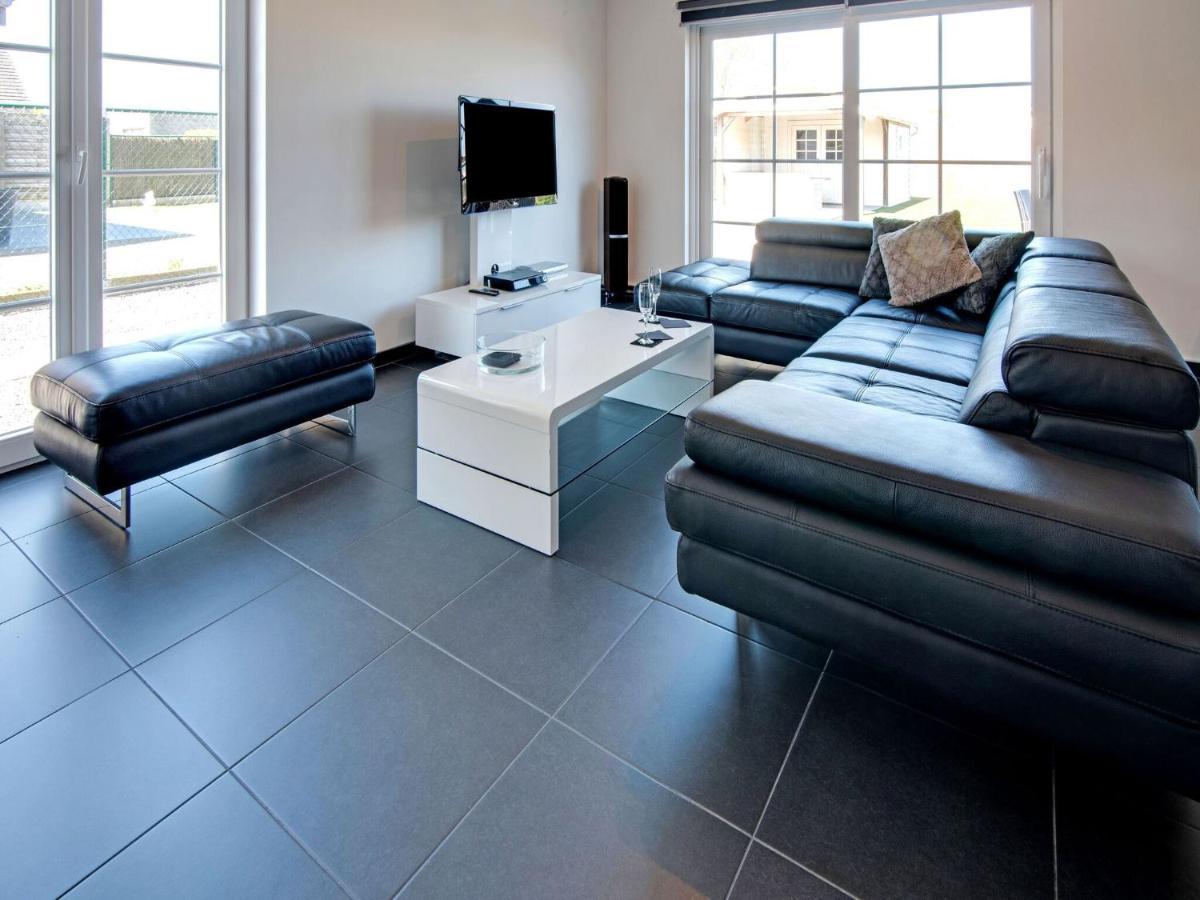 Modern Holiday Home In De Haan With Garden Esterno foto