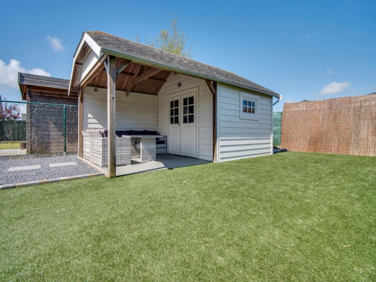 Modern Holiday Home In De Haan With Garden Esterno foto