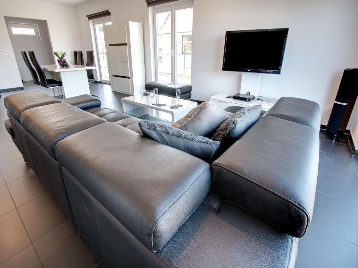 Modern Holiday Home In De Haan With Garden Esterno foto