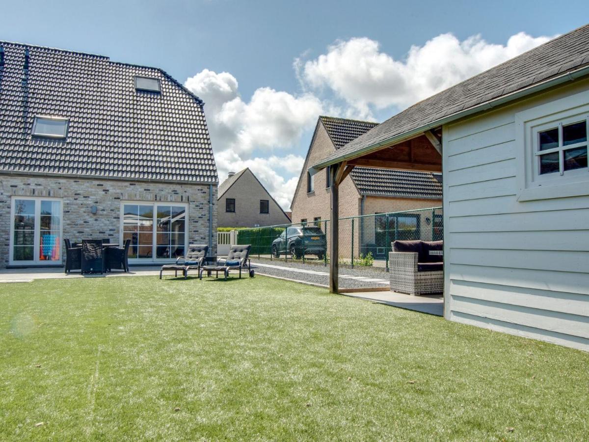 Modern Holiday Home In De Haan With Garden Esterno foto